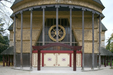 pagode (ancien palais du cameroun expo 1931)
centre bouddhique du bois de vincennes