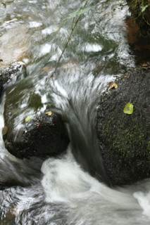 France, Basse Normandie, calvados, pays d'accueil touristique du bocage virois, maisoncelles la jourdan, pont es retour, cascades, eau vive,
