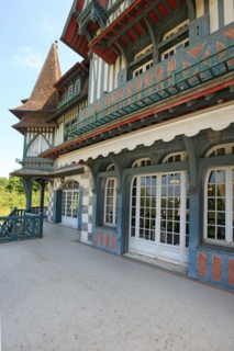 France, Basse Normandie, Calvados, Deauville, villa strassburger, jardin arbore, nature, propriete de la ville de Deauville, belle epoque, style anglo normand,