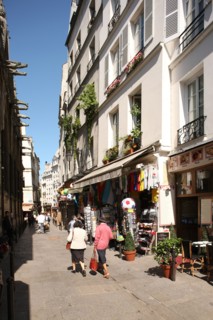 France, Ile de France, paris 5e arrondissement, rue saint severin, touristes,