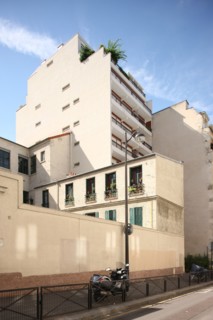 France, Set back building