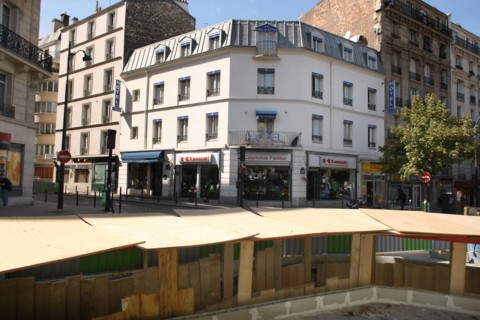 France, Ile de France, paris 15e arrondissement, boulevard pasteur, batiment d'angle, chantier au carrefour,