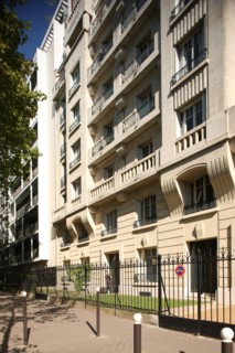 France, Garden on street