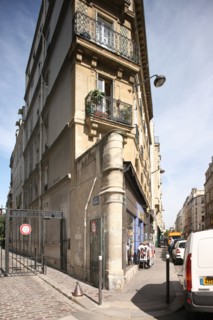 France, Acute angle