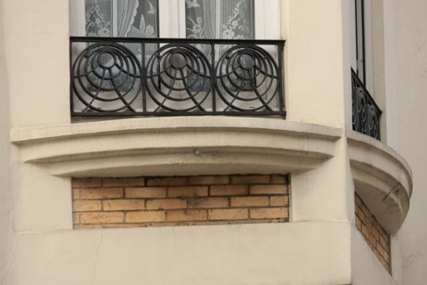 France, building