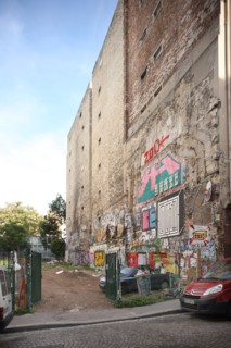 France, Ile de France, paris 20e arrondissement, belleville, rue ramponneau, parcelle vide,