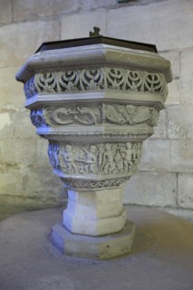 France, Haute Normandie, eure, pont de l'arche, pays de seine et eure, habitat, patrimoine, eglise notre dame des arts, baptistere,