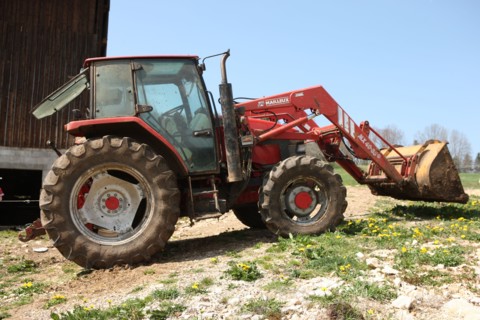 France, franche comte, jura, lent, ferme de sejour, pays des lacs, agriculture, route du comte, paysage, nature, hiver, tracteur,