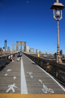 usa, etat de New York, New York City, Manhattan, brooklyn, pont de brooklyn bridge, pietons, vehicules, jogging, circulation, pointe de Manhattan,