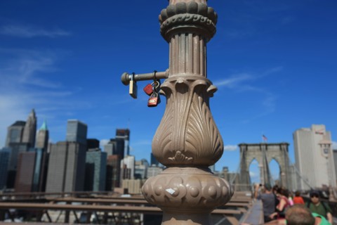 usa, etat de New York, New York City, Manhattan, brooklyn, pont de brooklyn bridge, pietons, vehicules, jogging, circulation, pointe de Manhattan, cadenas,
