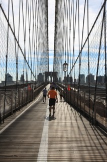 usa, etat de New York, New York City, Manhattan, brooklyn, pont de brooklyn bridge, pietons, vehicules, jogging, circulation, pointe de Manhattan,
