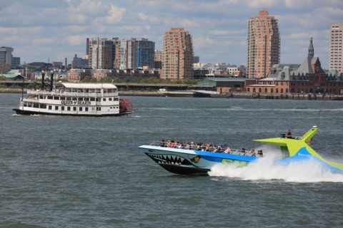 usa, etat de New York, New York City, Manhattan, financial district, pointe de Manhattan, ferry pour Staten Island, buildings, baie, bateaux, statue de la liberte, Bartholdi,