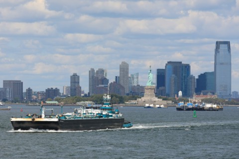 usa, etat de New York, New York City, Manhattan, financial district, pointe de Manhattan, ferry pour Staten Island, buildings, baie, bateaux, statue de la liberte, Bartholdi,