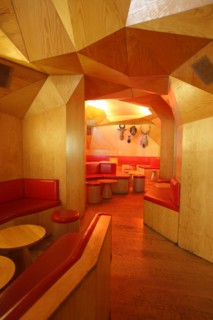 France, ile de france, paris 10e arrondissement, 34 boulevard de bonne nouvelle, restaurant, delaville cafe, salle et plafond 19e siecle, 
Date : 2011-2012