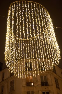 france, ile de france, paris, 14e arrondissement, nuit, matin, rue d'alesia, decoration de noel, 

Date : decembre 2012