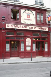 France, ile de france, paris, 10e arrondissement, 32 rue saint marc, restaurant aux lyonnais, gastronomie regionale, 
Date : 2011-2012