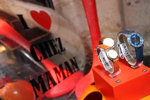 France, ile de france, paris 2e arrondissement, 4 rue tiquetonne, boutique chez maman, montres, mode, 
Date : 2011-2012