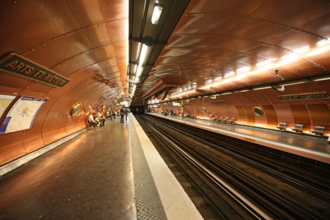 France, ile de france, paris, 3e arrondissement, station de metro arts et metiers, cuivre, 
Date : 2011-2012