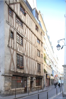 France, ile de france, paris 3e arrondissement, le marais, rue volta, maison medievale a pans de bois, restaurant chinois, 
Date : 2011-2012