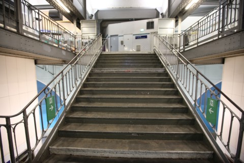France, ile de france, paris 5e arrondissement, place saint michel, station de metro saint michel, 
Date : 2011-2012