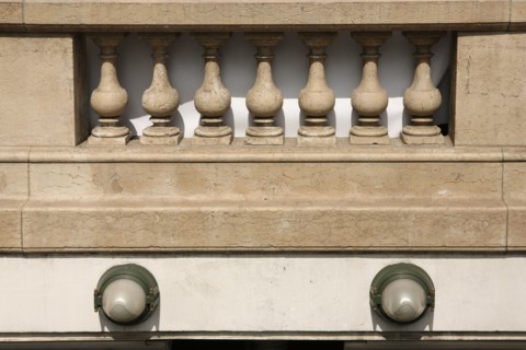 France, ile de france, paris 3e arrondissement, place de la republique, detail de la staion de metro republique, balustrade, 
Date : 2011-2012