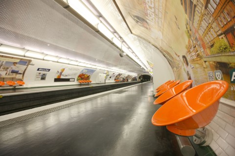 Station du métro Blanche, à Paris