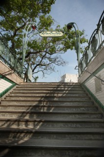 France, ile de france, paris 20e arrondissement, bd de menilmontant, station du metro menilmontant, ratp, Hector Guimard, 
Date : 2011-2012