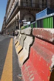 France, ile de france, paris 1er arrondissement, rue de rivoli, barriere provisoires, travaux, voirie, 
Date : 2011-2012