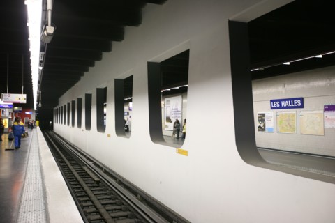 France, ile de france, paris, 1er arrondissement, metro ligne 4, station de metro les halles, ratp, 
Date : 2011-2012