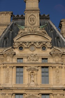 France, ile de france, paris 1er arrondissement, louvre, rue de rivoli, ancien palais des tuileries, pavillon de marsan, musee des arts decoratifs, detail, sculpture, 
Date : 2011-2012