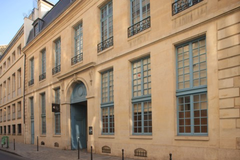 France, ile de france, paris 3e arrondissement, le marais, 62 rue des archives, hotel de montgelas, musee de la chasse, facade sur rue, 
Date : 2011-2012