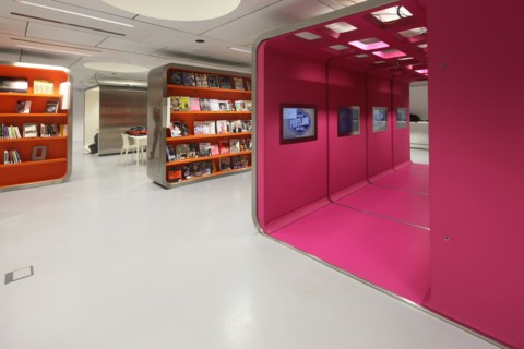France, ile de france, paris 3e arrondissement, 3 bis rue papin, gaite lyrique, architecte manuelle gautrand, arts numeriques, centre de ressources, 
Date : 2011-2012