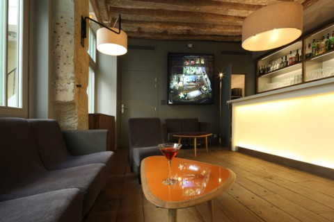 France, ile de france, paris 3e arrondissement, marais, 11 rue des gravilliers, hotel jules et jim, bar, 
Date : 2011-2012