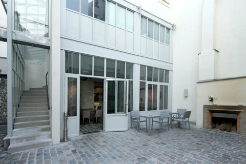 France, ile de france, paris 3e arrondissement, marais, 11 rue des gravilliers, hotel jules et jim, bar, 
Date : 2011-2012