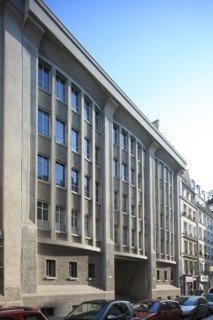 France, ile de france, paris 3e arrondissement, le marais, 106 rue du temple, ancien immeuble art deco des telecom, architecture, 
Date : 2011-2012