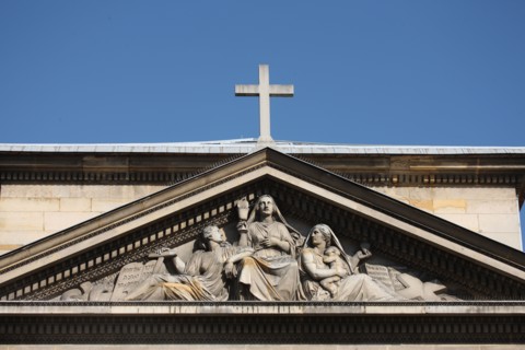 France, ile de france, paris 3e arrondissement, 68 rue de turenne, eglise saint denys du saint sacrement, religion catholique, architecte hippolyte godde, fronton, 
Date : 2011-2012