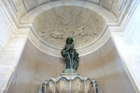 France, ile de france, paris 3e arrondissement, le marais, 41 rue de turenne, fontaine de joyeuse, 
Date : 2011-2012