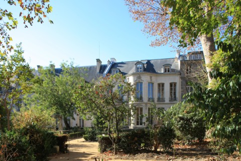 France, ile de france, paris 4e arrondissement, le marais, jardin de l'hotel de fontenay, jardins de rohan soubise
Date : 2011-2012