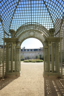 France, ile de france, paris, le marais, 3e arrondissement, jardin anne frank, derriere l'hotel de saint aignan dit aussi hotel d'avaux, musee du judaisme, 
Date : 2011-2012