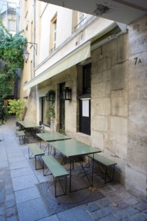 France, ile de france, paris 4e arrondissement, le marais, marche saint paul, immeuble 7a.
Date : 2011-2012