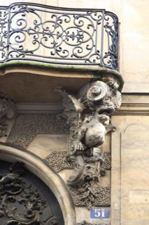 france, region ile de france, paris 4e arrondissement, ile saint louis, 51 rue saint louis en l'ile, hotel chenizot, portail, dragons, hotel particulier.
Date : 2011-2012