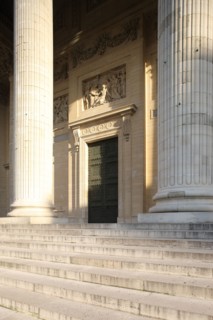 France, ile de france, paris 5e arrondissement, rue soufflot, pantheon, place des grands hommes, colonnade.
Date : 2011-2012
