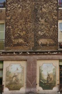 France, ile de france, paris 5e arrondissement, rue mouffetard, detail, facade, mur.
Date : 2011-2012