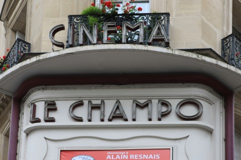 France, ile de france, paris 5e arrondissement, 51 rue des ecoles, cinema le champo, films, cinephilie, facade art deco.
Date : 2011-2012