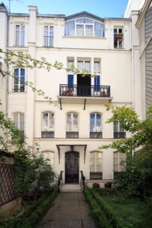 france, region ile de france, paris 14e arrondissement, montparnasse, rue notre dame des champs, maison n70, ezra pound.
Date : 2011-2012