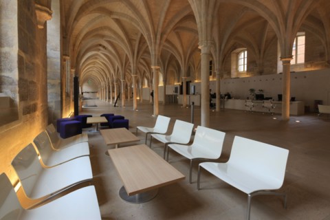 France, ile de france, paris 5e arrondissement, rue de poissy, college des bernardins, religion, architecte jm wilmotte, grande nef, piliers, voutes.
Date : 2011-2012