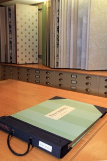 France, ile de france, paris 7e arrondissement, 50 rue de l'universite, showroom farrow and ball, peinture, papier peint, decoration.
Date : 2011-2012