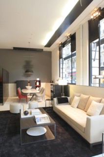 France, ile de france, paris 7e arrondissement, 43 rue du bac, showroom maxalto, design, mobilier, decoration.
Date : 2011-2012