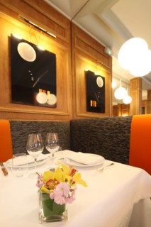 France, ile de france, paris 7e arrondissement, 9 rue de bourgogne, restaurant tante marguerite, groupe bernard loiseau, gastronomie.
Date : 2011-2012