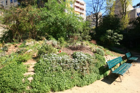 France, ile de france, paris 7e arrondissement, jardin roger stephane, au bout de la rue recamier.
Date : 2011-2012